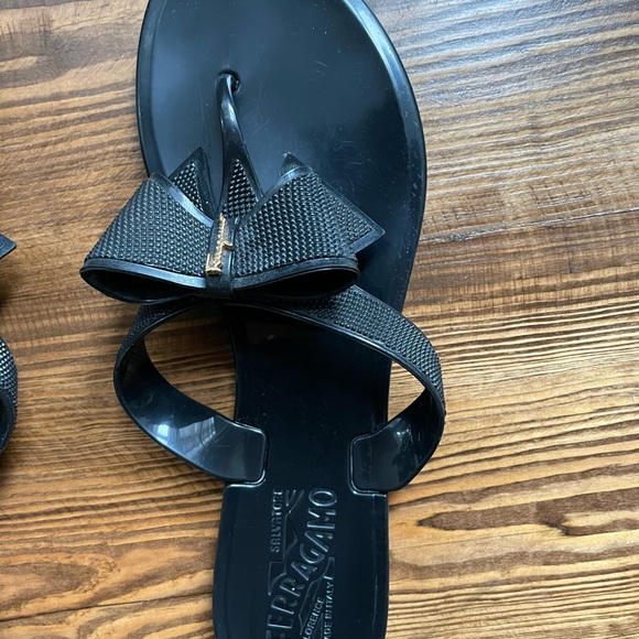 Ferragamo Sandals for the beach or pool. - Picture 3 of 4